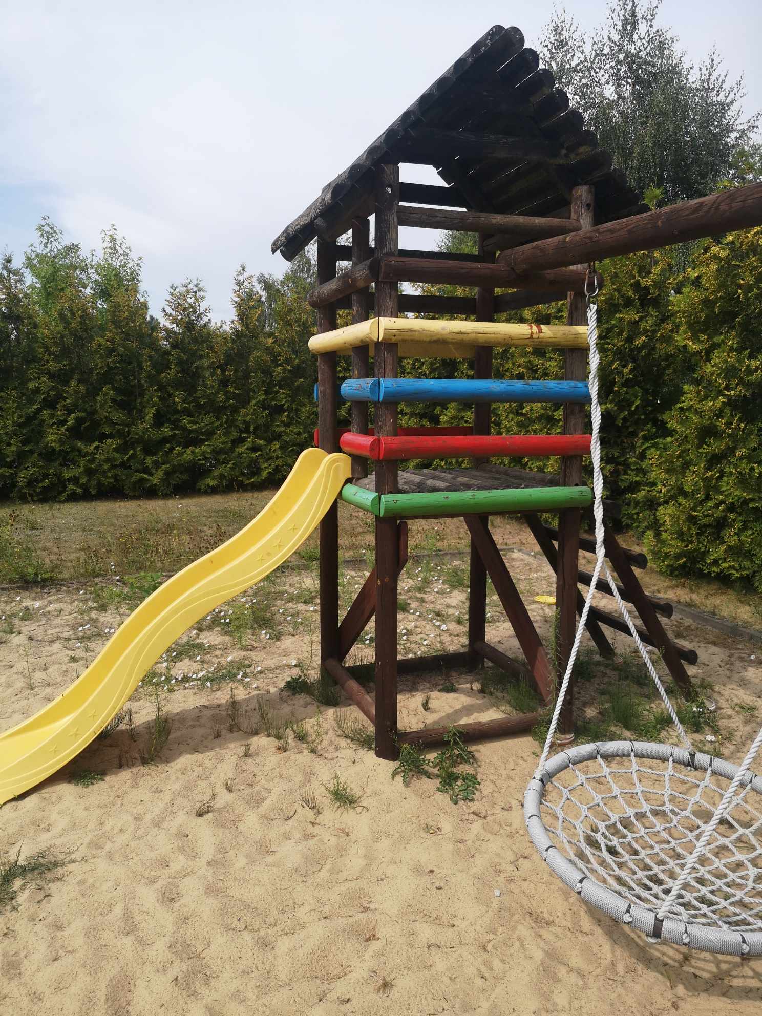 Plac zabaw zamknięty